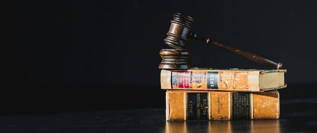 5 Reasons Why You Cannot Use a Contract You Found Online for Your Business